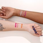 LGG01B-Gloss-Glitter-Electric-Glaze---Ruby-Kisses-7